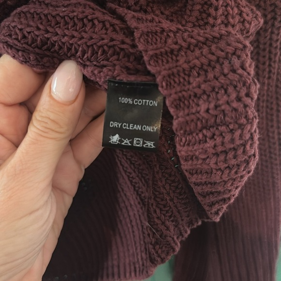 Buddy Basics Flare Sleeve Sweater - Picture 4 of 5